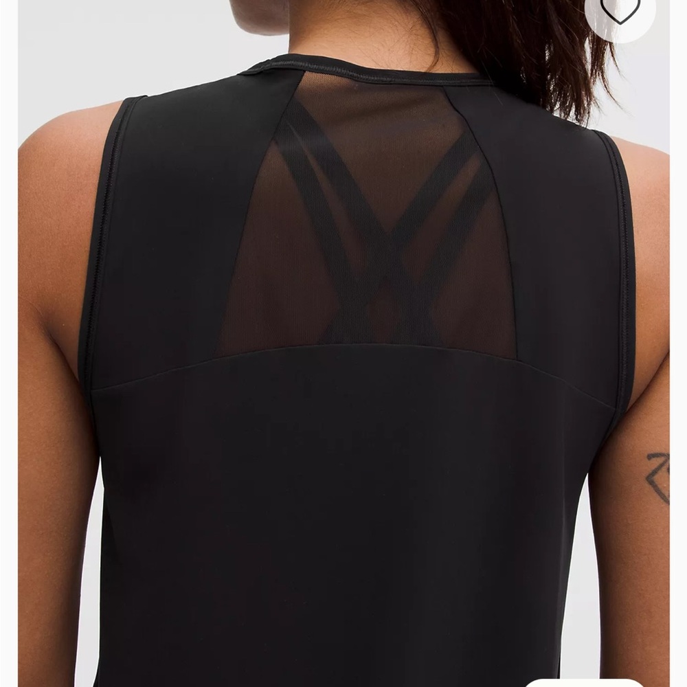 Lululemon EUC Women’s 8 Sculpt Tank
